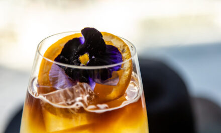 7 Common Flowers You Can Use As Garnishes For Your Cocktail