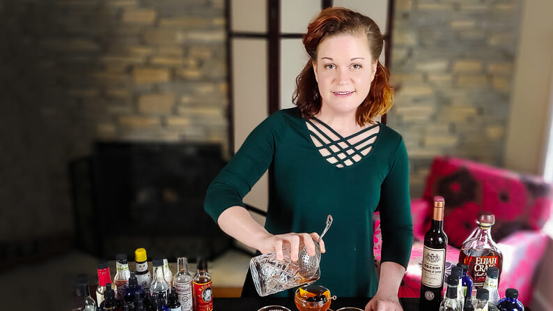 Everything You Need to Know about How to Stir a Cocktail - Cocktail Contessa