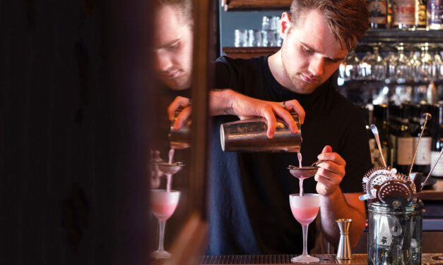 Meet the Mixologist: Harry Lodge from @shakermakers